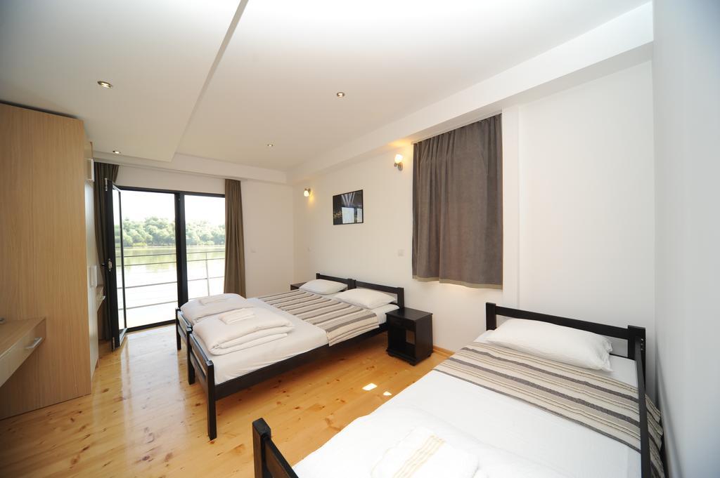 B&B Botel Charlie Belgrade Chambre photo