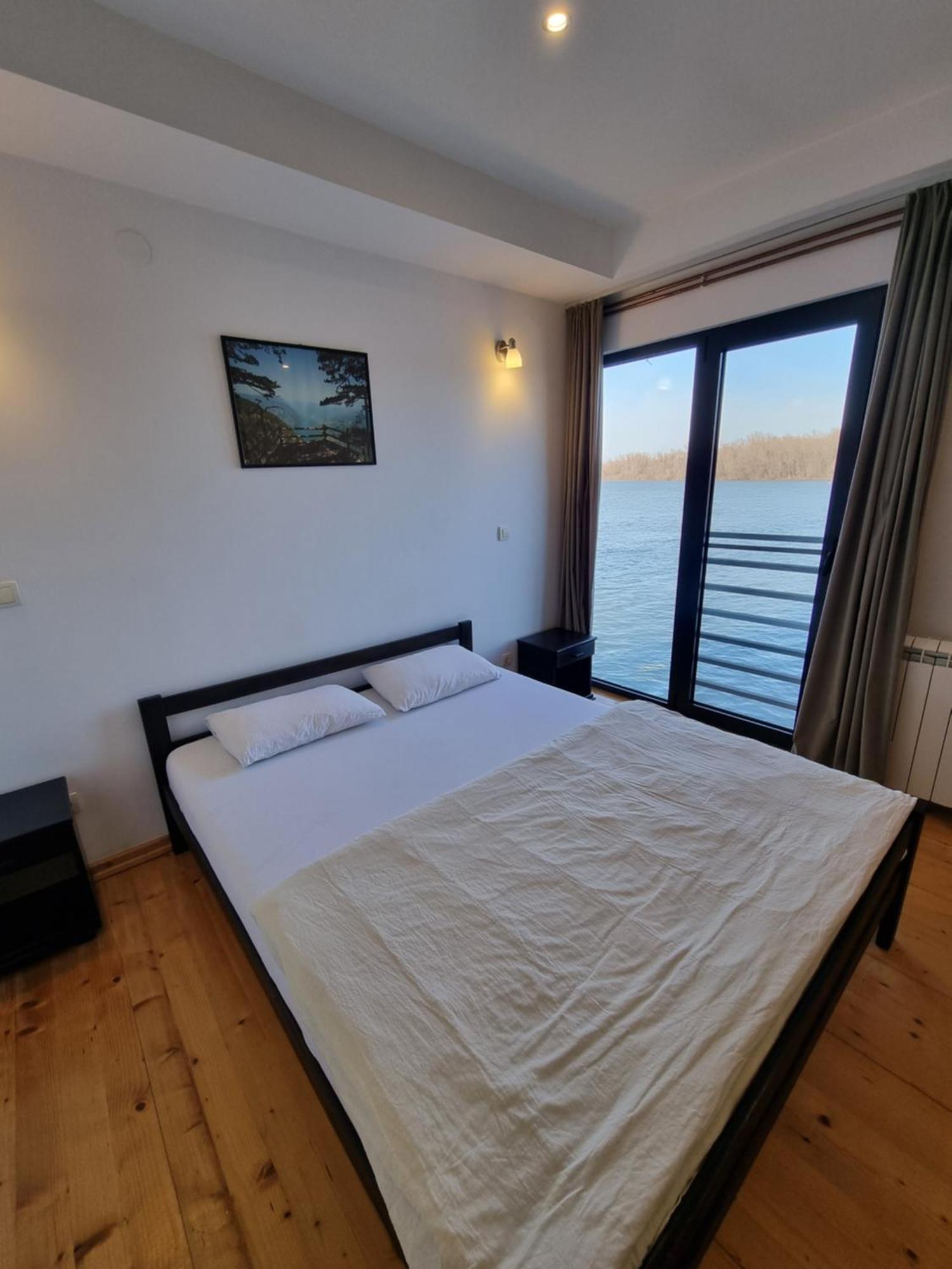 B&B Botel Charlie Belgrade Chambre photo
